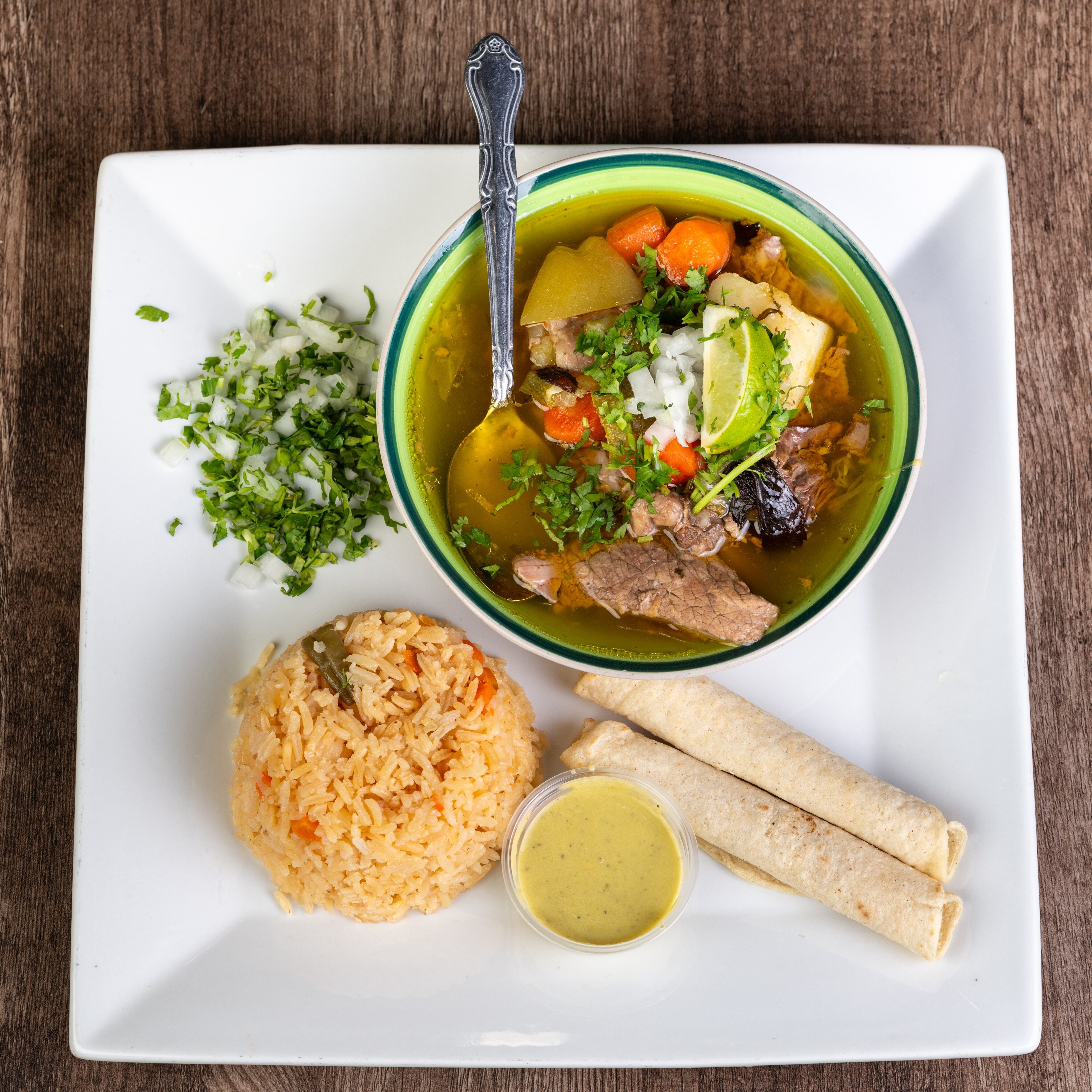 Caldo De Res.